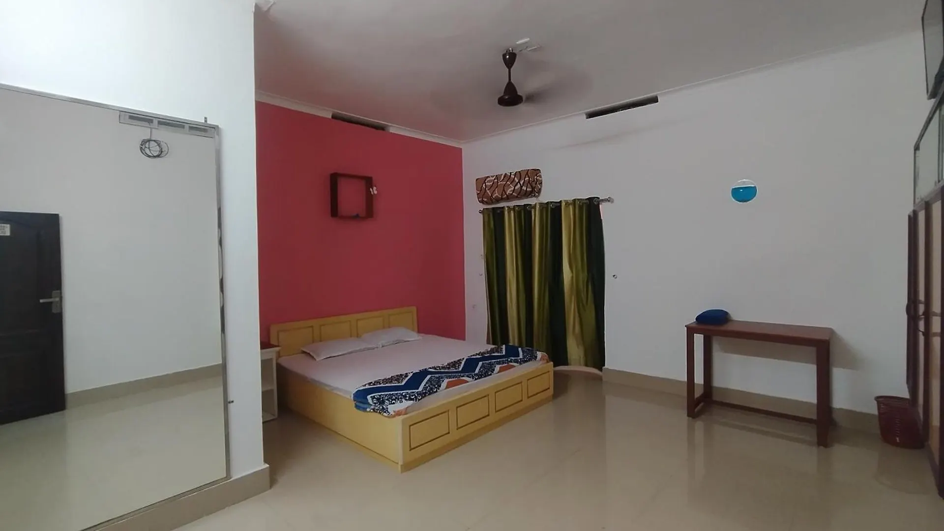 Hotel Llbra Regency à Guruvāyūr Inde